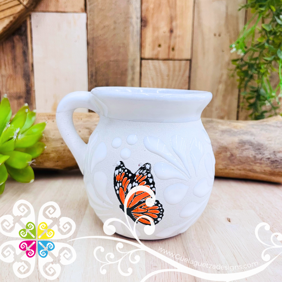 Set of Mariposa White Espiga Clay Mugs - Set Taza Barro