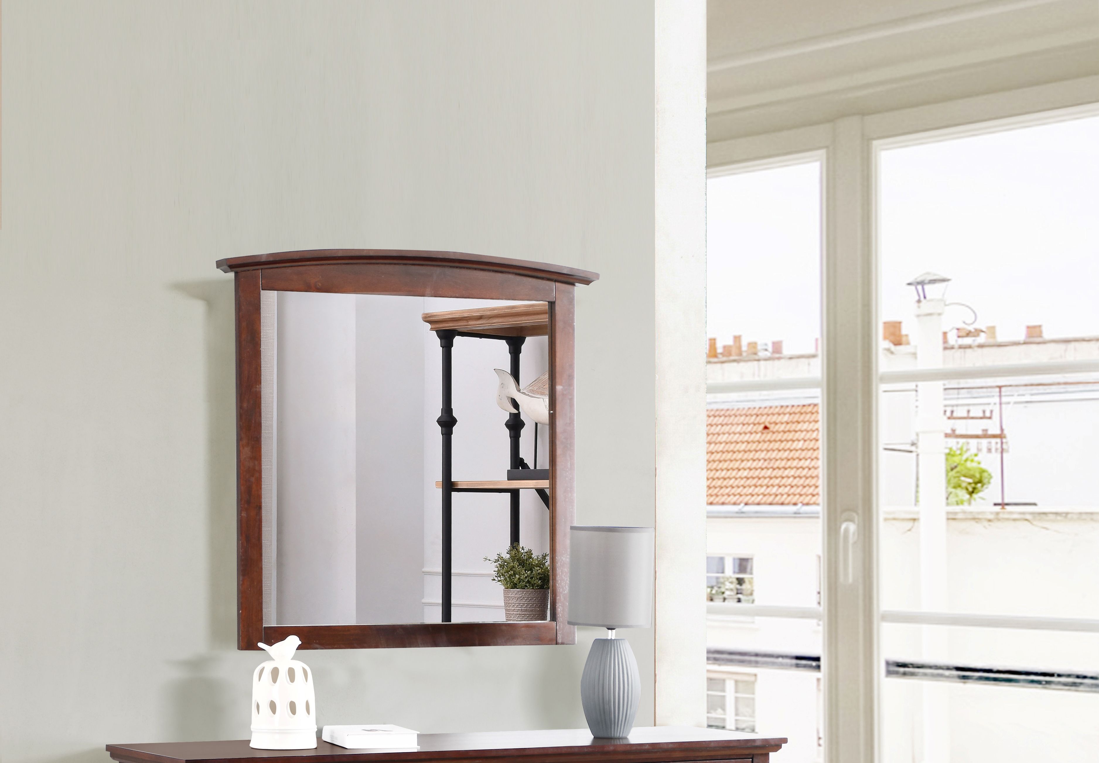 Elegant Wall Mirror by Couch.com