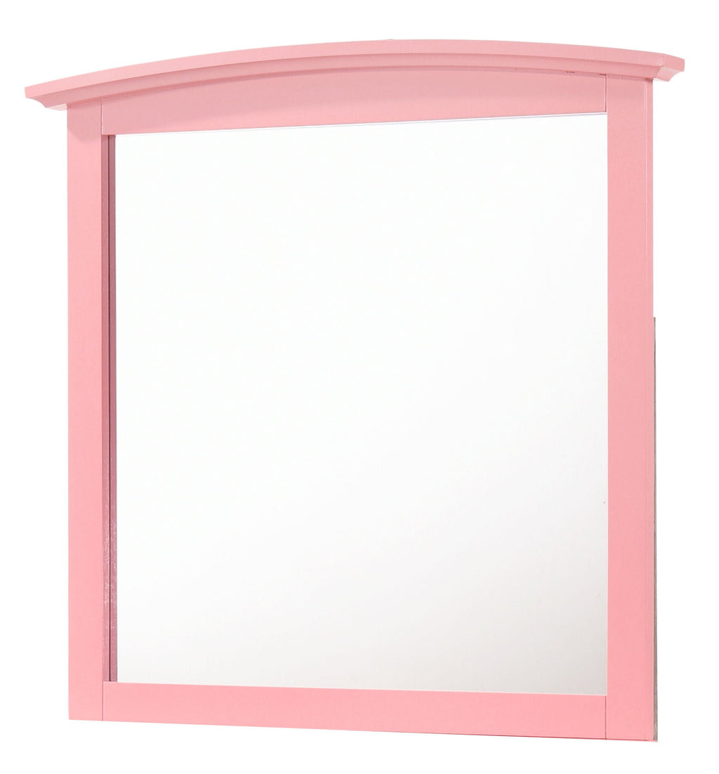 Elegant Wall Mirror by Couch.com