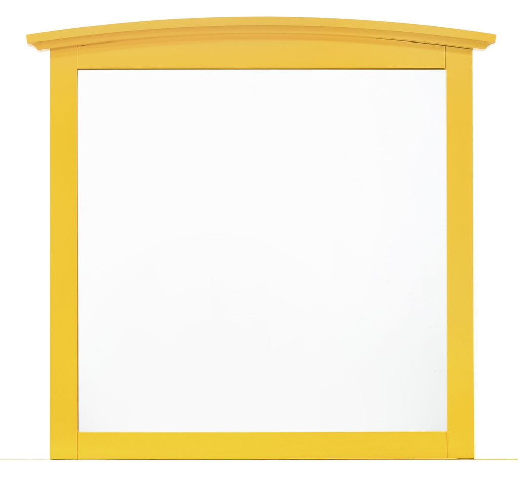 Elegant Wall Mirror by Couch.com