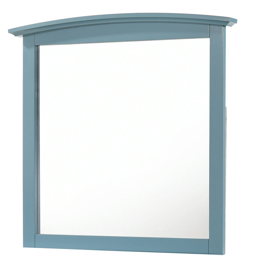 Elegant Wall Mirror by Couch.com